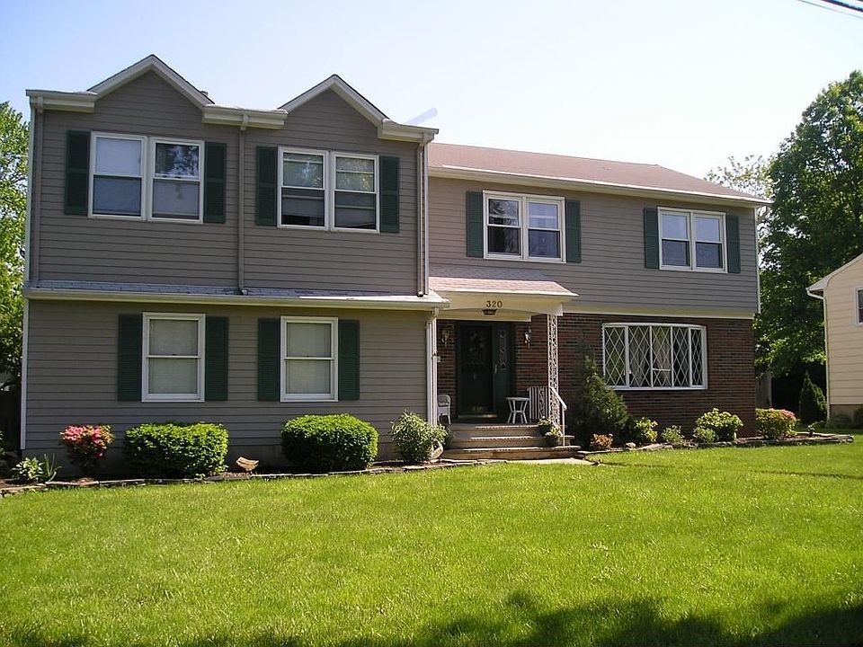 2nd image of 320 Anthony Ave