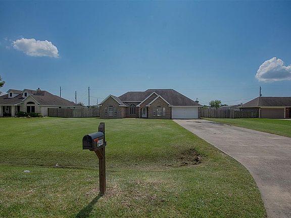 2nd image of 6410 Wildlife Way