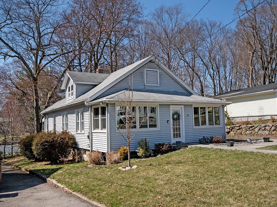 1st image of 82 Dunn Ave