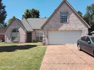 10594 Wyckford Dr, Olive Branch, MS 38654