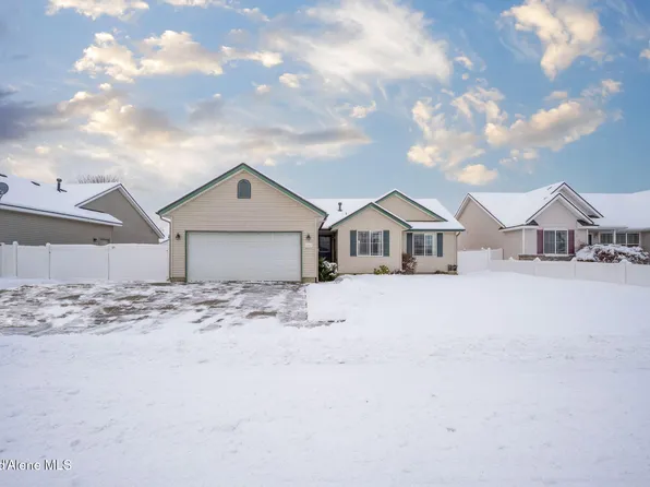1063 N Whidbey Ln, Post Falls, ID 83854