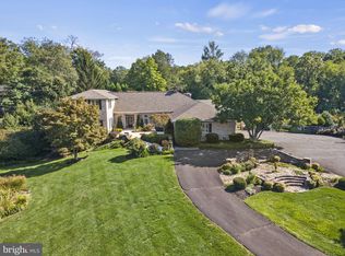 11308 Waples Mill Rd, Oakton, VA 22124