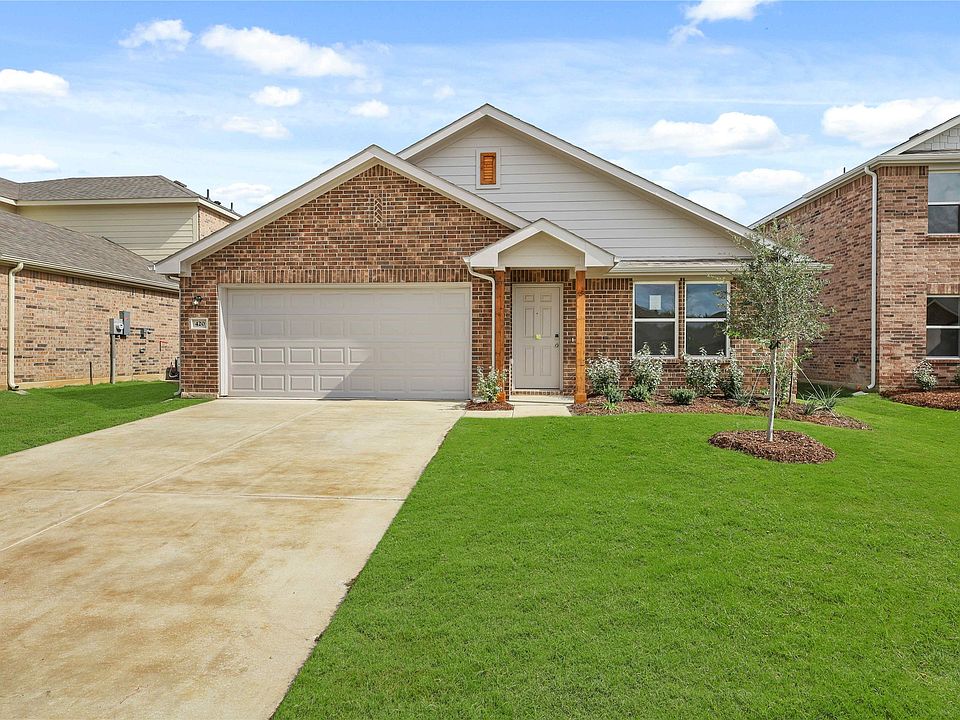 1st image of 420 Aberdeen Dr