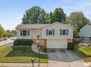 5102 W Timbervue Ct, Peoria, IL