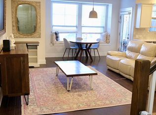 902 Cannoneer Ln, Austin, TX 78757