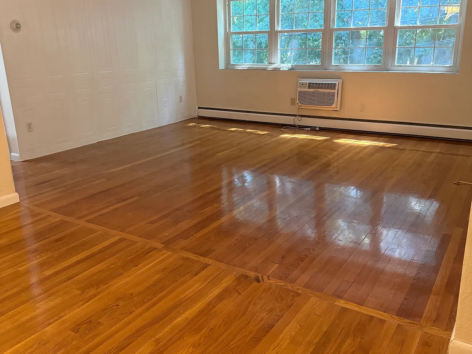 2 bed, 845 sqft, $2,200 — Photo 2