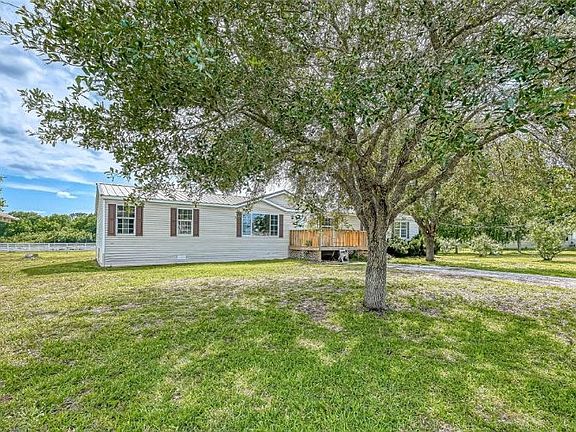 3rd image of 277 Boone Cir