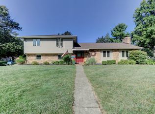1909 Willowgreen Dr, Dayton, OH 45432