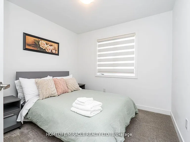 4263 4th Ave #825 — Photo 17