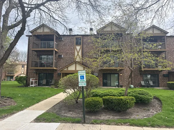 811 S Dwyer Ave APT E, Arlington Heights, IL 60005
