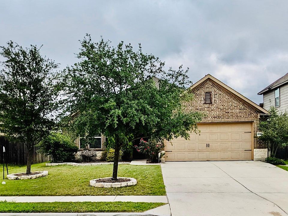 1st image of 8213 Arezzo Dr