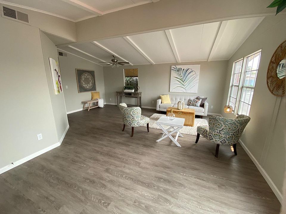 1st image of 487 Millpond Dr #487