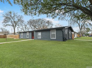 558 Ferris Ave, San Antonio, TX 78220