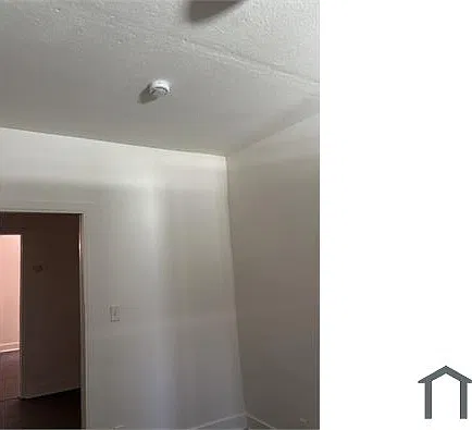 150 E 55th St #A — Photo 2