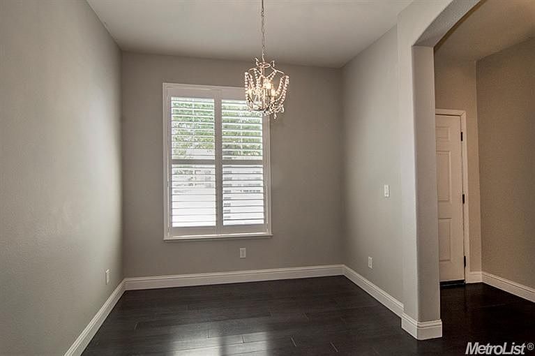 1st image of 1450 Lions Den St