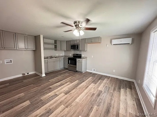 1 bed, 1.0 bath, 680 sqft, $975 — Photo 3