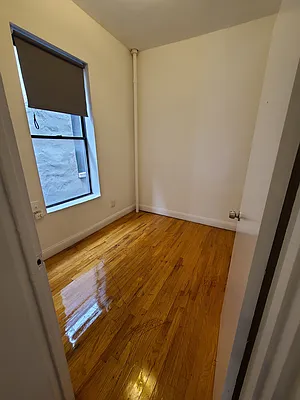 Rented by Point NYC | media 26