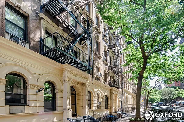 Rented by Oxford Property Group | media 25