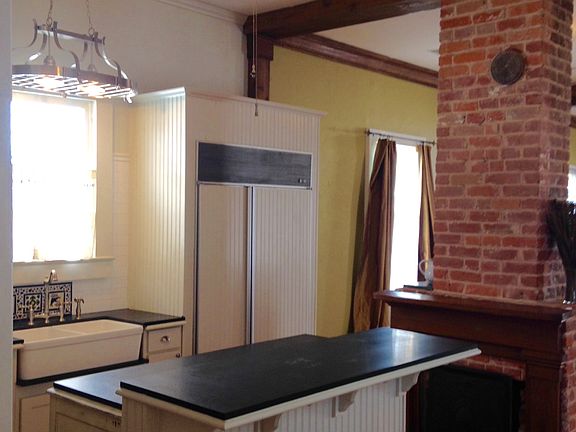 4th image of 2229 Cambronne St
