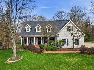 121 Drake Dr, Wexford, PA