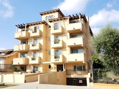 147 N Berendo St #201, Los Angeles, CA, 90004