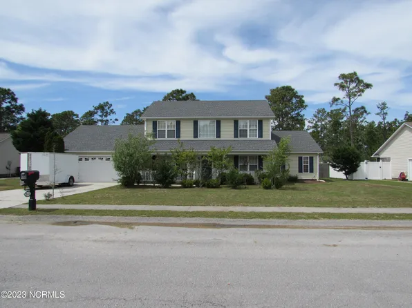 333 Bahia Lane, Cape Carteret, NC 28584
