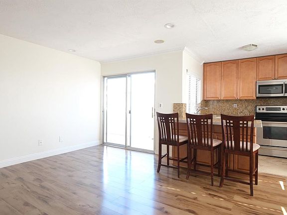 3rd image of 3246 Ashford St Unit D
