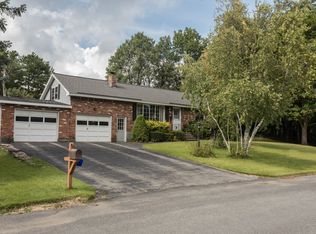 33 Kelly Ln, Schenectady, NY 12306