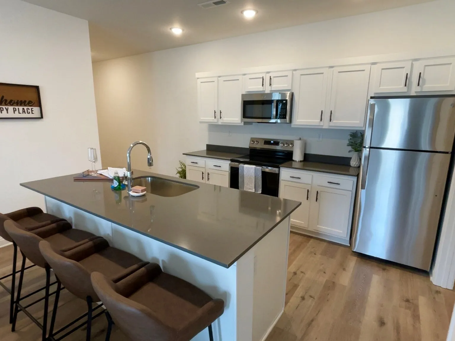 Gated Villa Apartments at Kearney — Photo 4