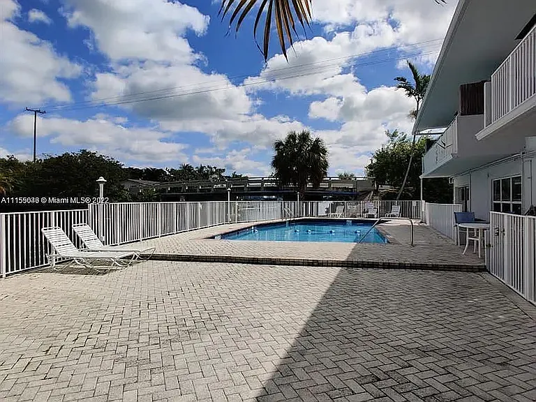 1 bed, 788 sqft, $2,200 — Photo 2