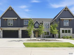 29003 Mary St, Valley, NE 68064