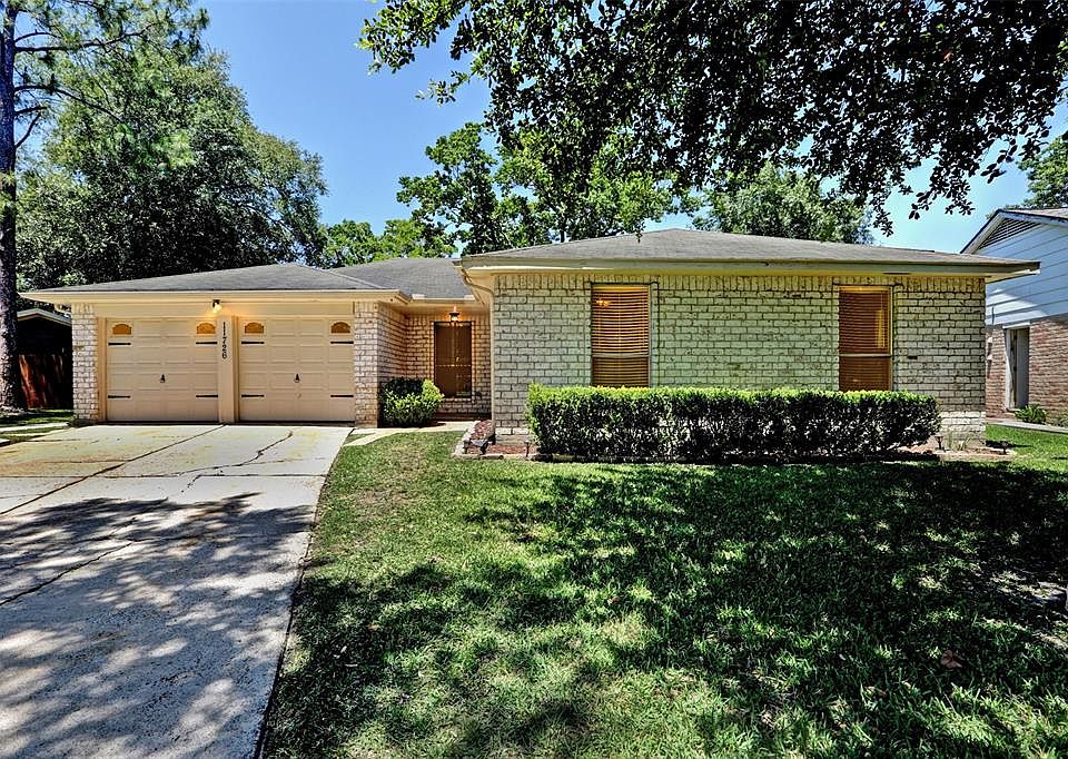 1st image of 11726 Sela Ln