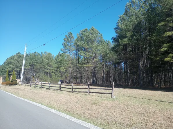 18 Indian Trails Dr, Rock Island, TN 38581