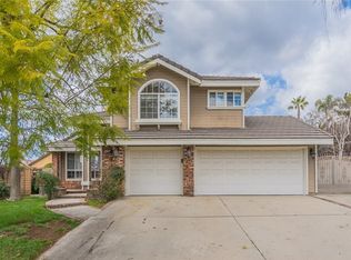 2327 Ridgemont Way, Upland, CA 91784