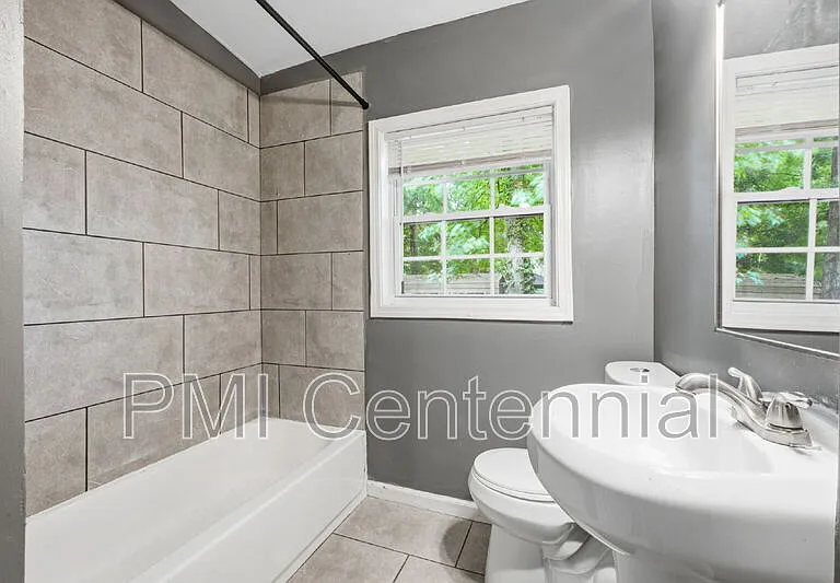 2800 Grand Ave SW — Photo 13