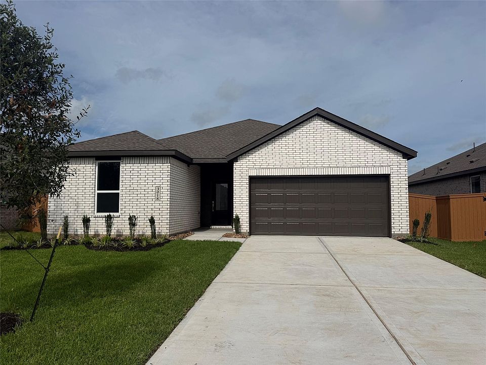1st image of 3018 Mariner Island Dr