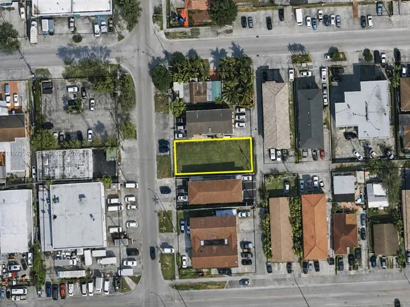 2657 W 2nd Ave, Hialeah, FL 33010