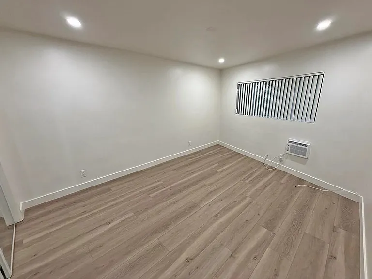 10674 Holman Ave #2 — Photo 10