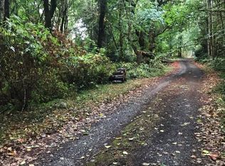 2 148th Ave SW, Lakebay, WA 98349