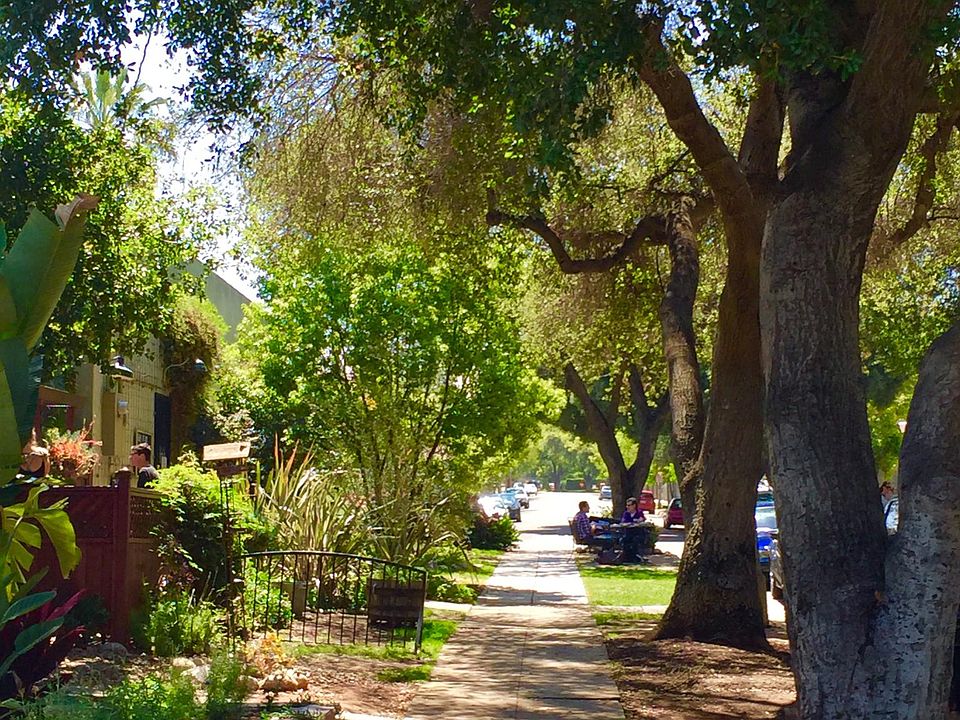 1st image of 642 W Olive Ave