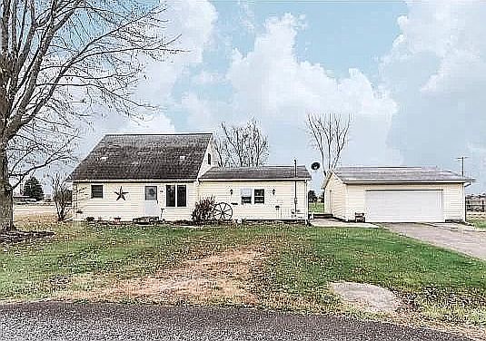 1st image of 5920 Clum Rd