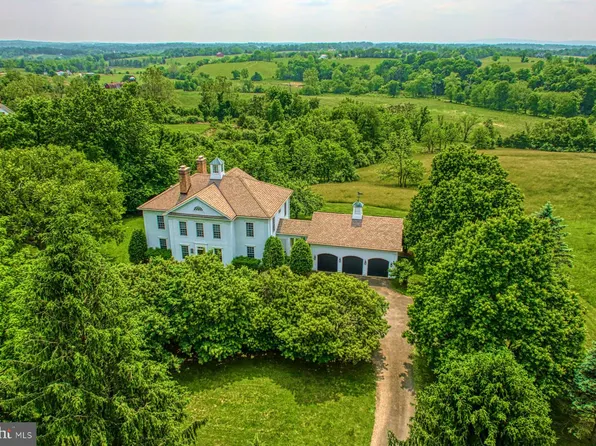 15203 Clover Hill Rd, Waterford, VA 20197