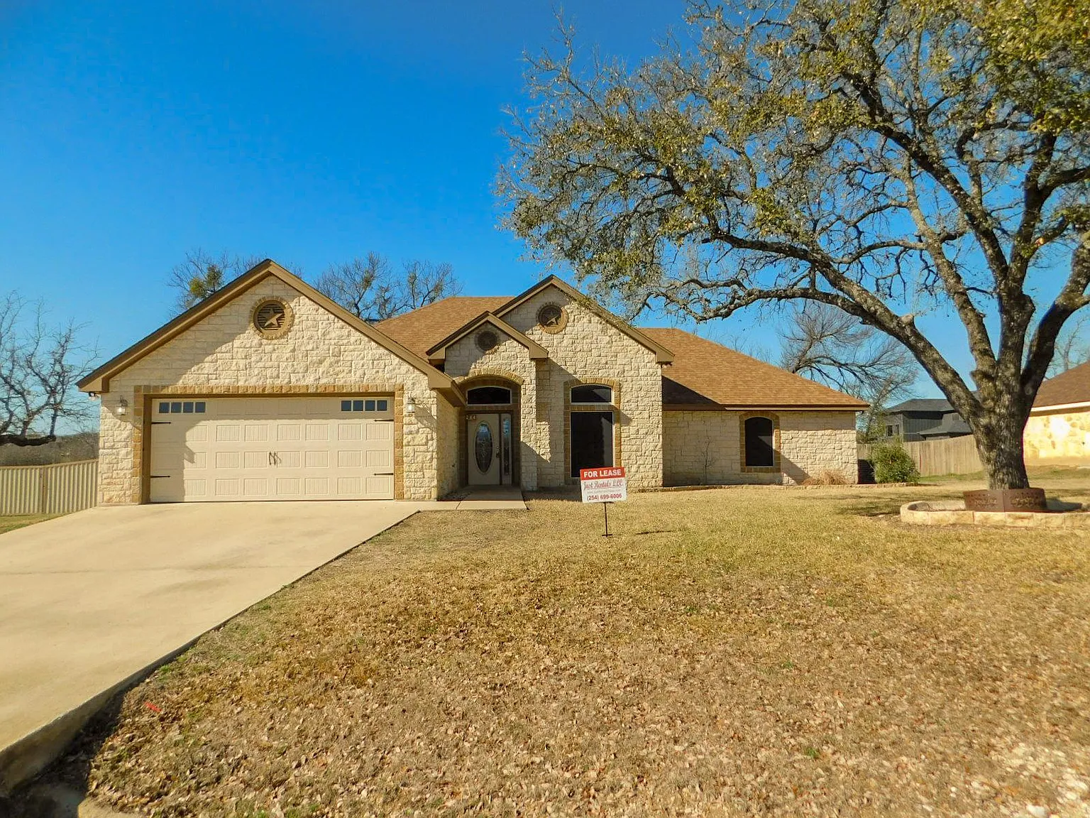 3 bed, 1920 sqft, $1,850 — Photo 3