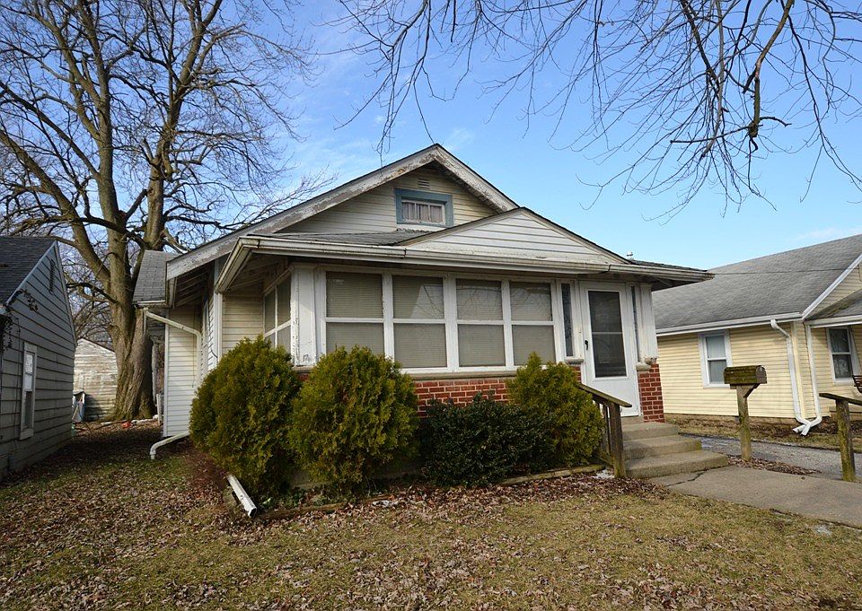 1st image of 656 N Hoke Ave