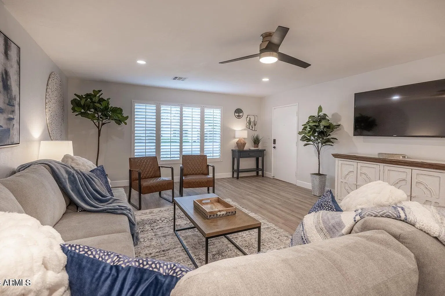 3 bed, 2.5 bath, $3,600 — Photo 3