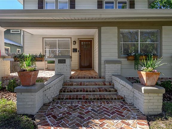 4th image of 2708 N Royal Ct