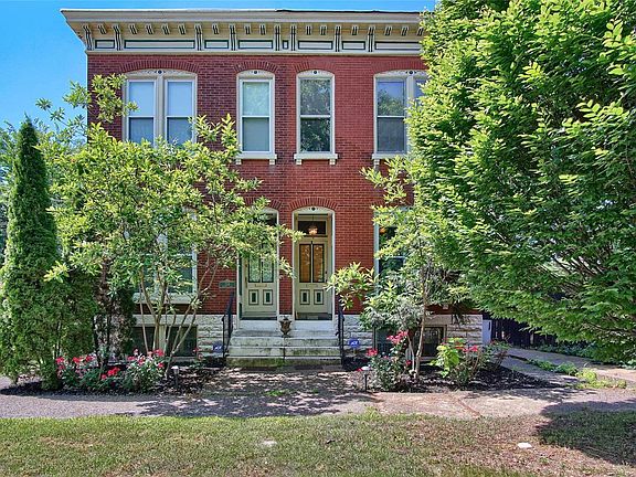 2nd image of 2120 Waverly Pl #A