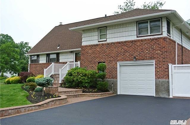 1st image of 61 Pasadena Dr