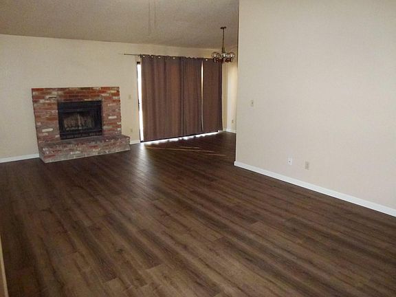 2nd image of 124 Utah Ave
