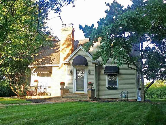 2nd image of 19524 Paxson Dr S